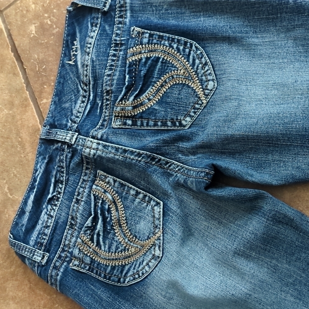 Rhinestones skinny jeans new without tags. - Picture 4 of 4